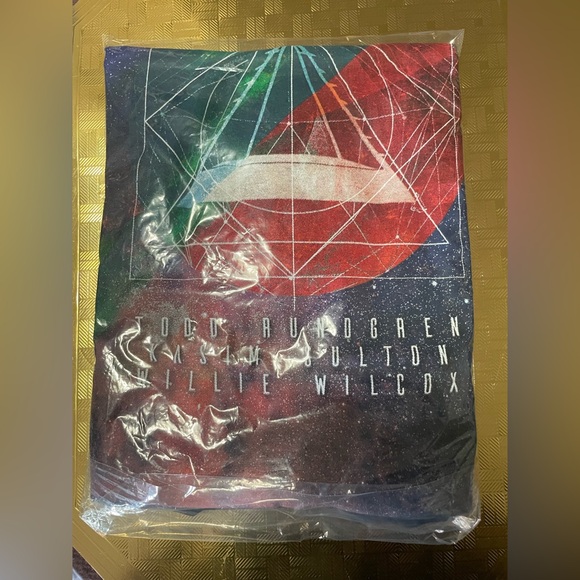 Todd Rundgren’s utopia tee - Picture 2 of 3